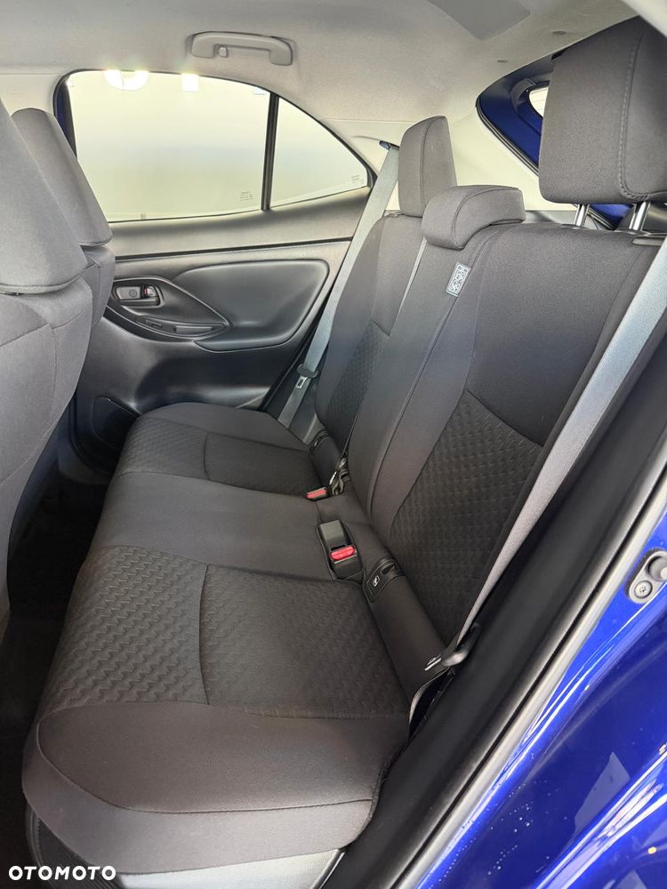 Toyota Yaris - 17