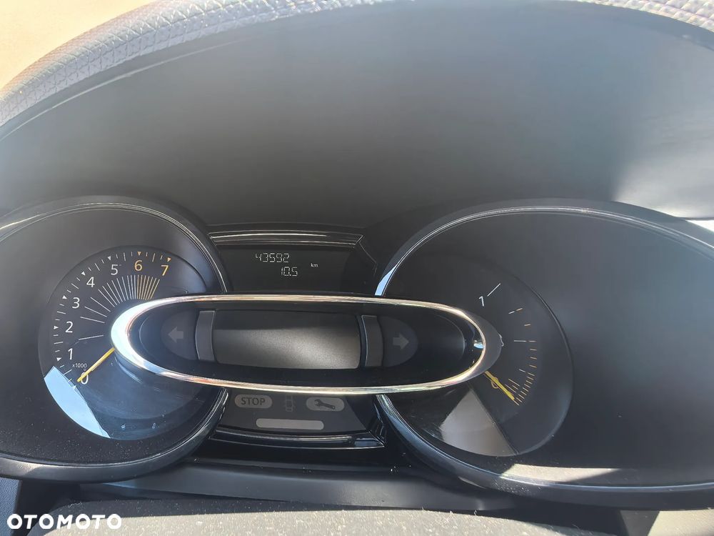 Renault Clio Energy TCe 90 Business - 12