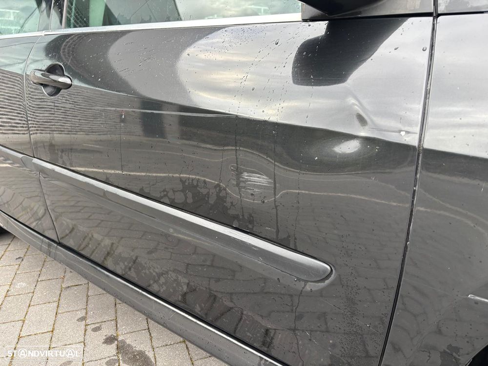 Renault Laguna Break 1.5 dCi Confort - 14