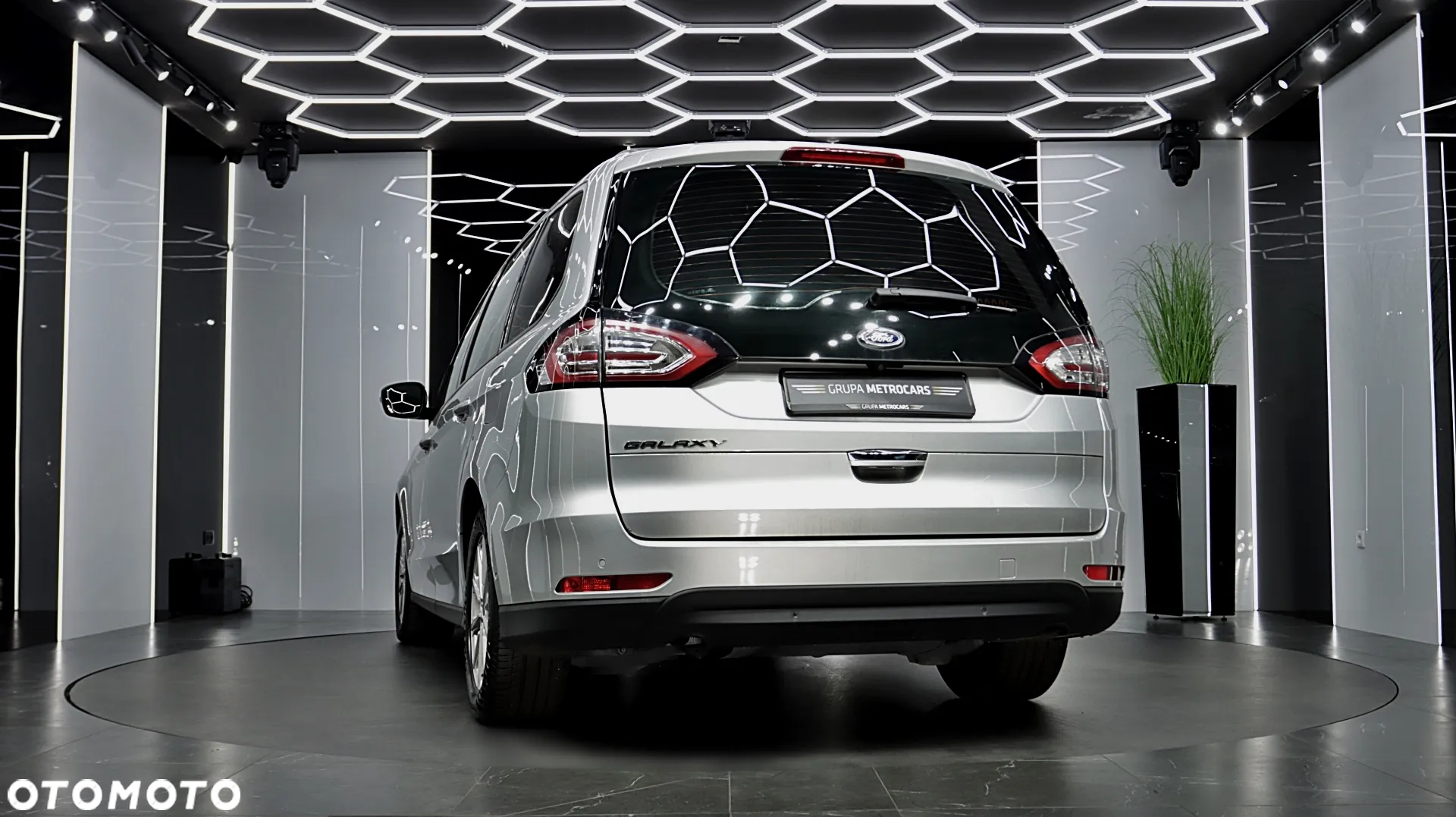 Ford Galaxy - 6