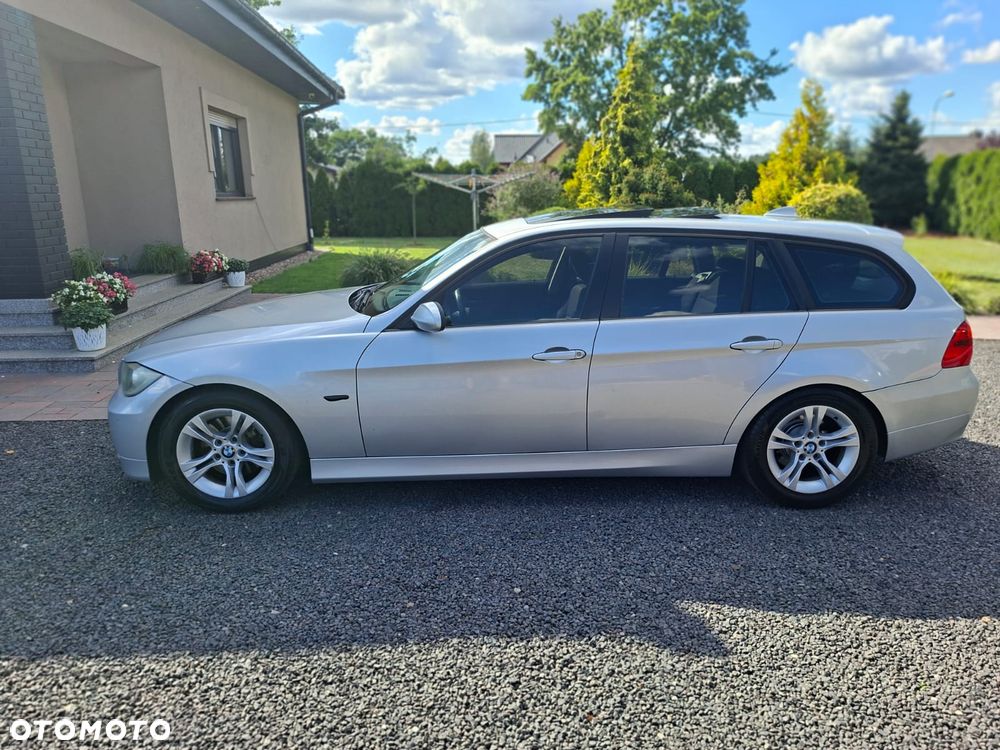 BMW Seria 3 320d - 14