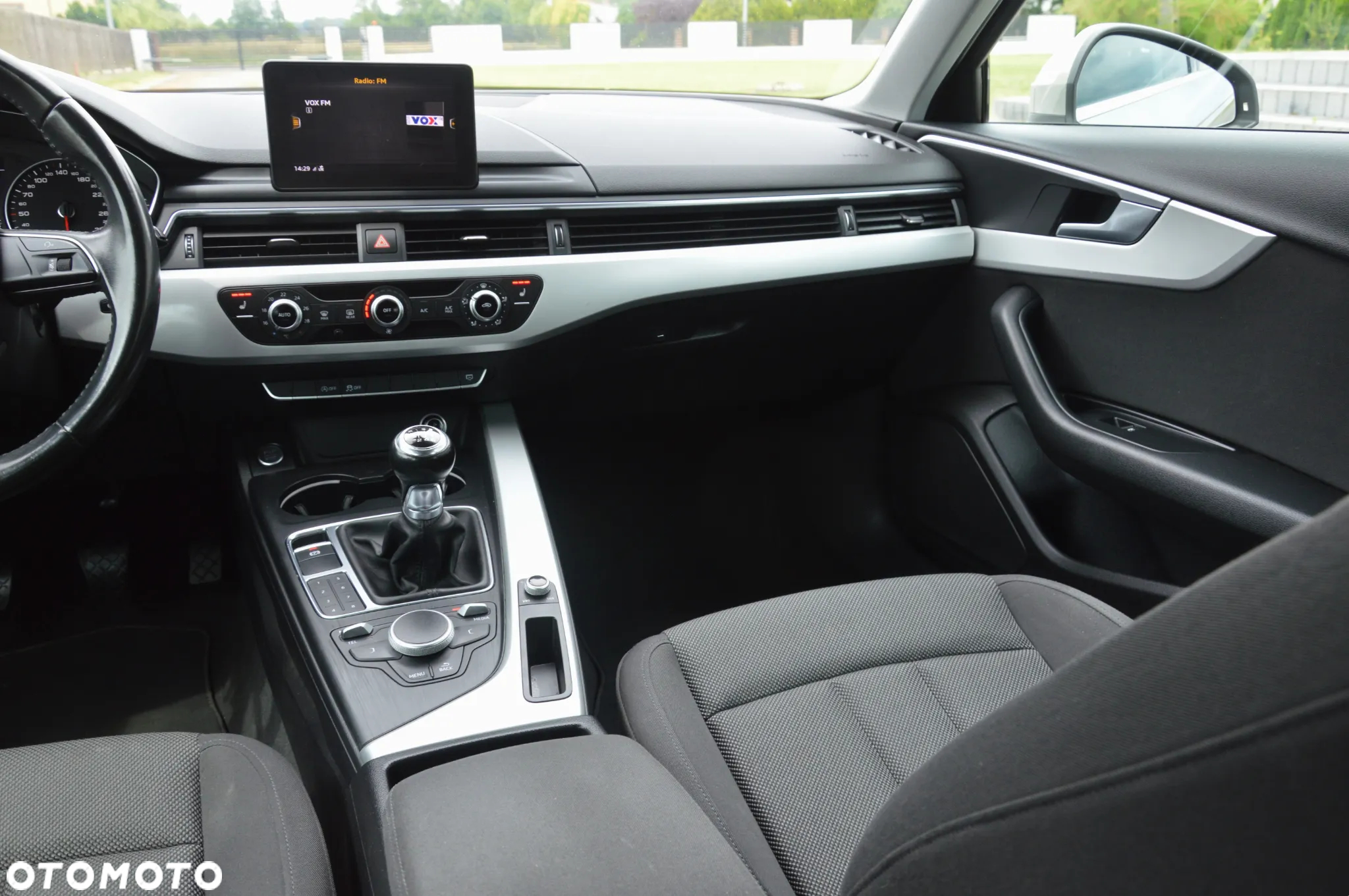 Audi A4 - 25
