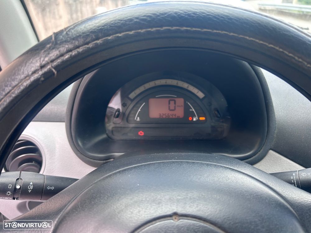 Citroën C3 1.4 HDi SX + - 11
