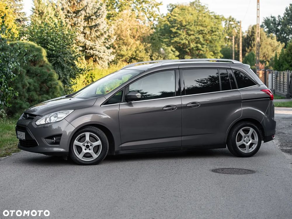 Ford Grand C-MAX - 18