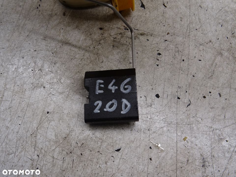 BMW E46 LIFT KOMBI 2.0D POMPKA POMPA PALIWA - 2