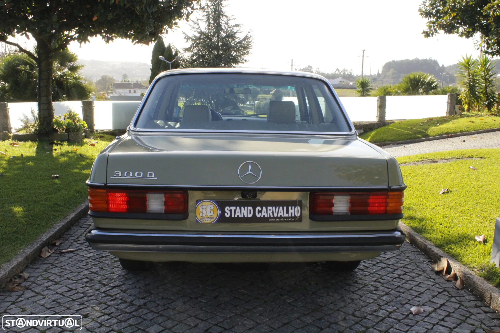 Mercedes-Benz 300 D - 4