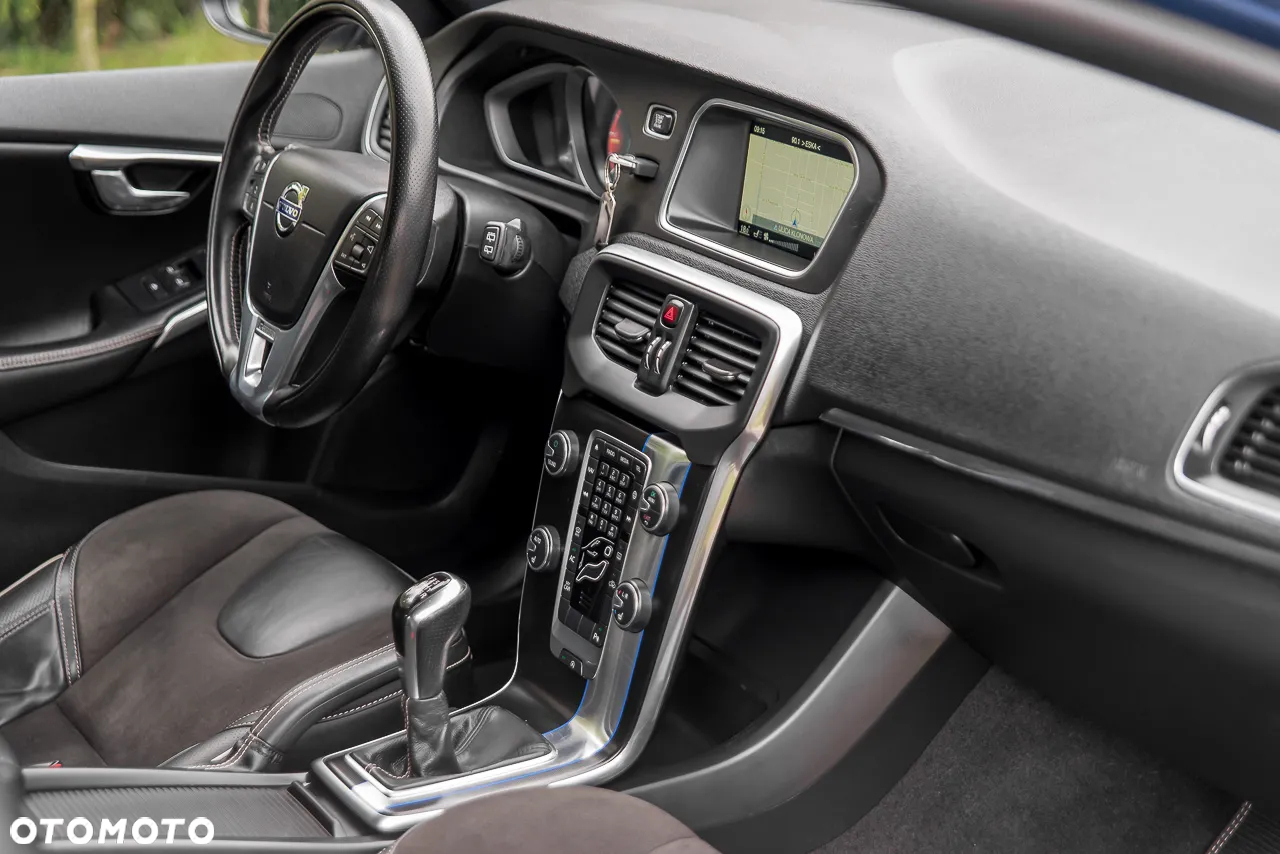 Volvo V40 - 22