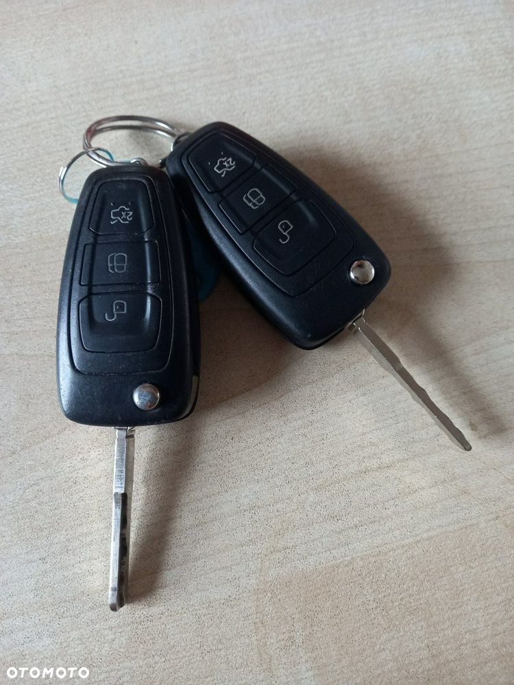 Ford C-MAX 1.6 TDCi Titanium - 37