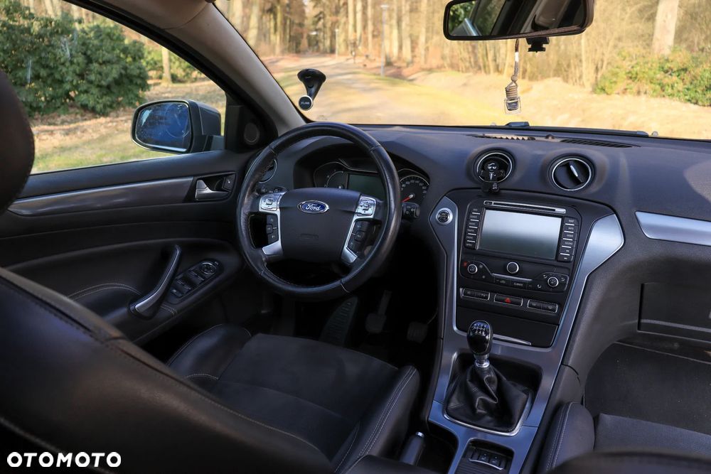 Ford Mondeo 1.6 TDCi Titanium - 19