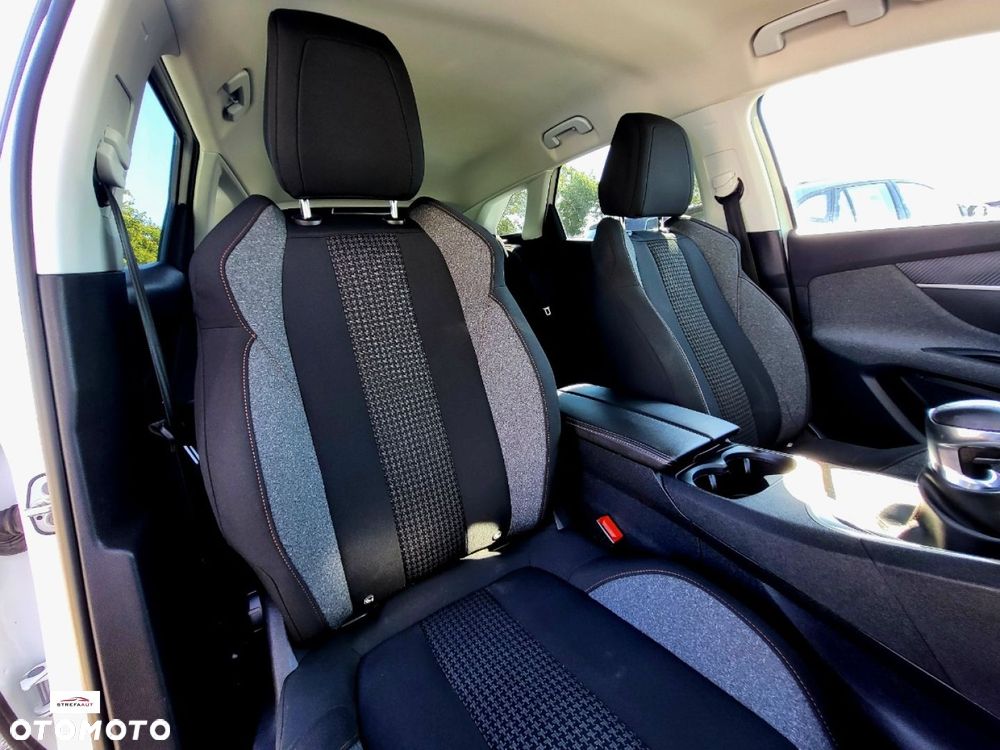 Peugeot 3008 - 22