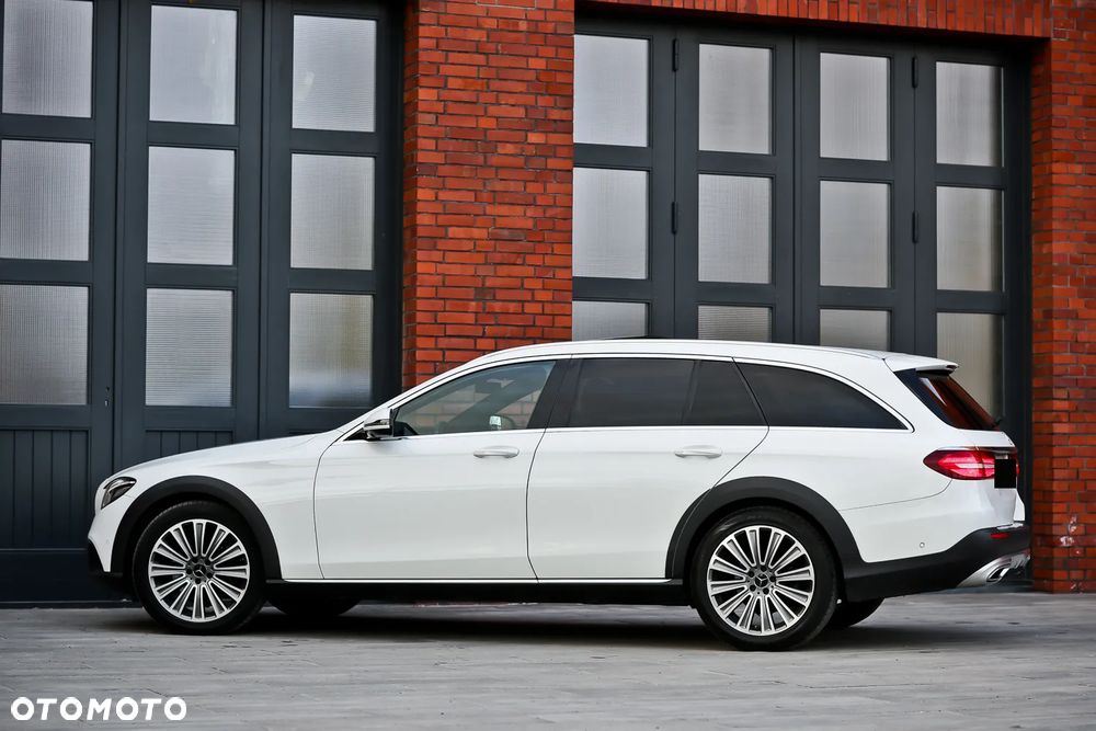 Mercedes-Benz Klasa E 220 d 4Matic All-Terrain 9G-TRONIC Avantgarde - 10