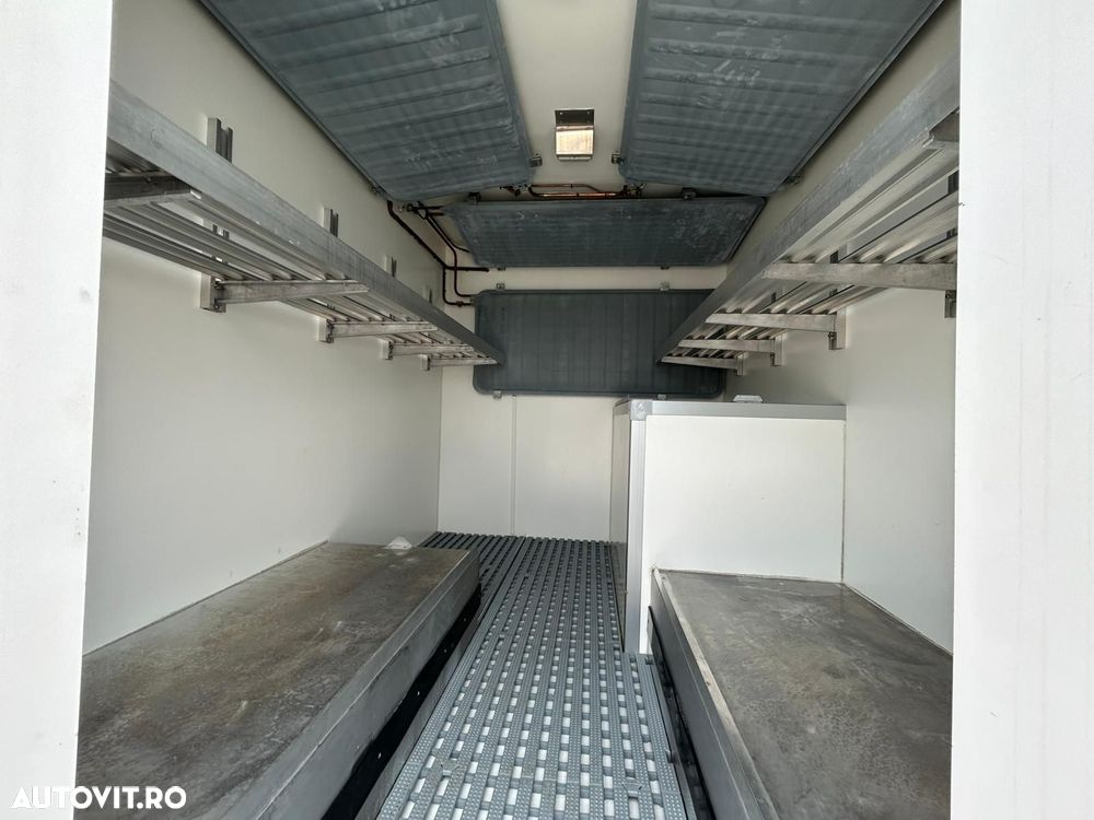 Renault trafic - 25