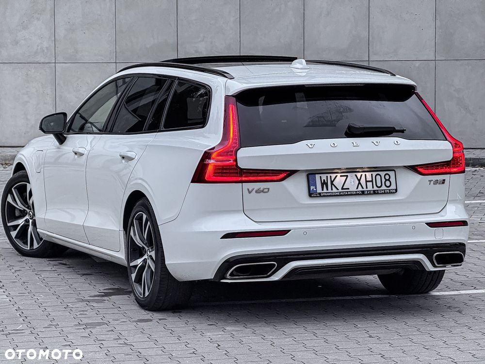 Volvo V60 T8 AWD Recharge Geartronic RDesign - 9