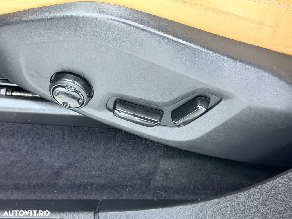 Volvo XC 90 T5 AWD Geartronic Inscription - 10