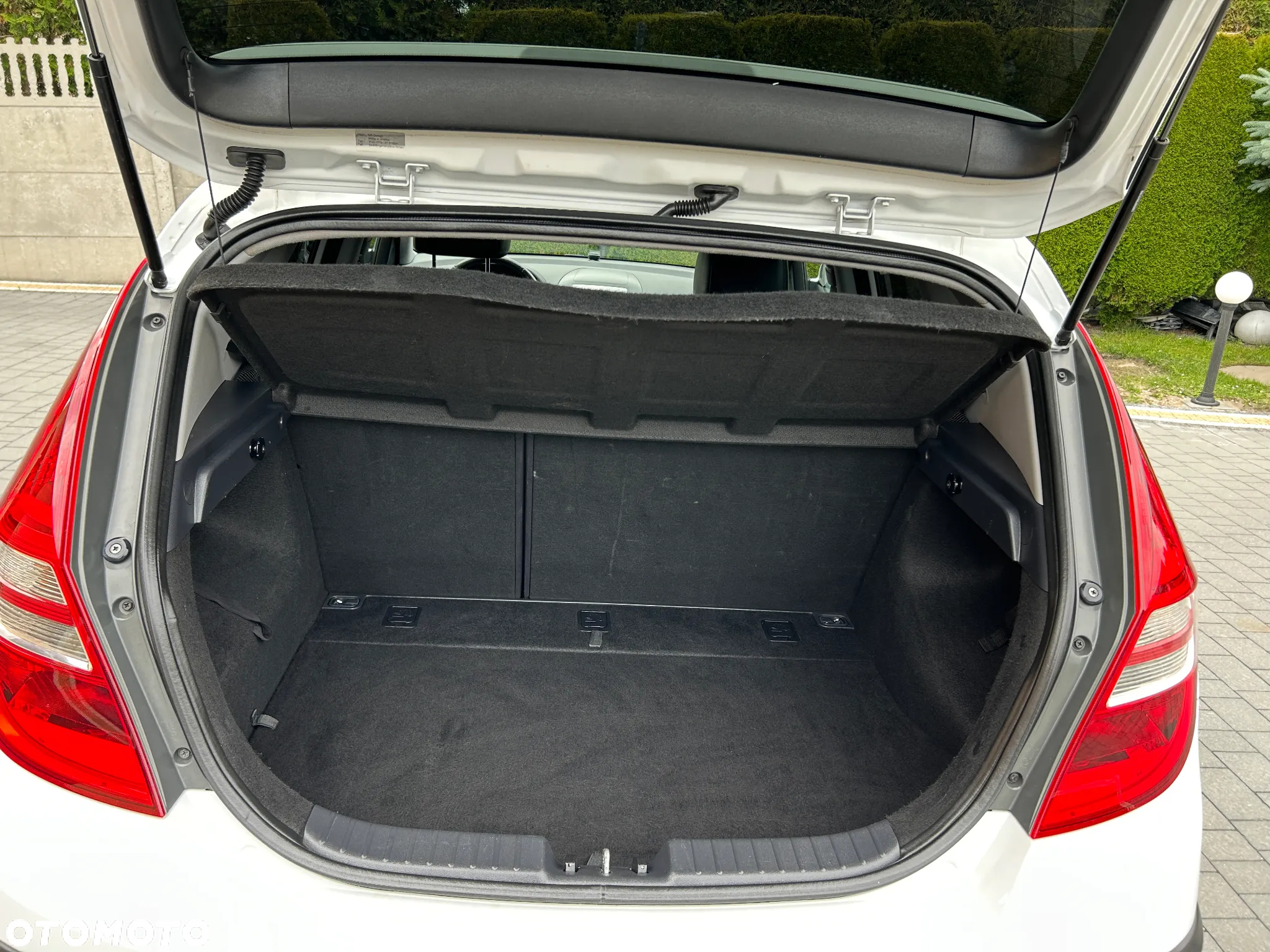 Hyundai i30 1.6 Premium - 27