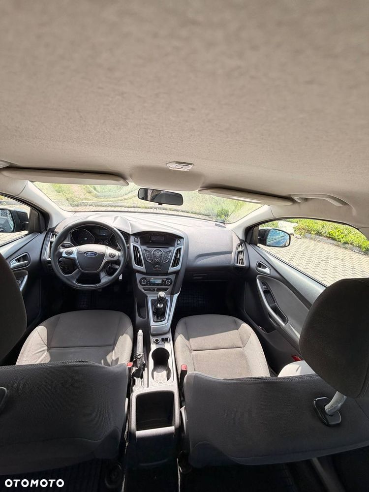 Ford Focus 1.6 TDCi Ambiente - 5