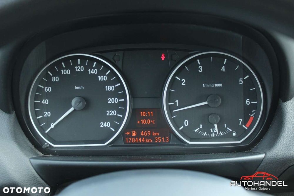 BMW Seria 1 - 11