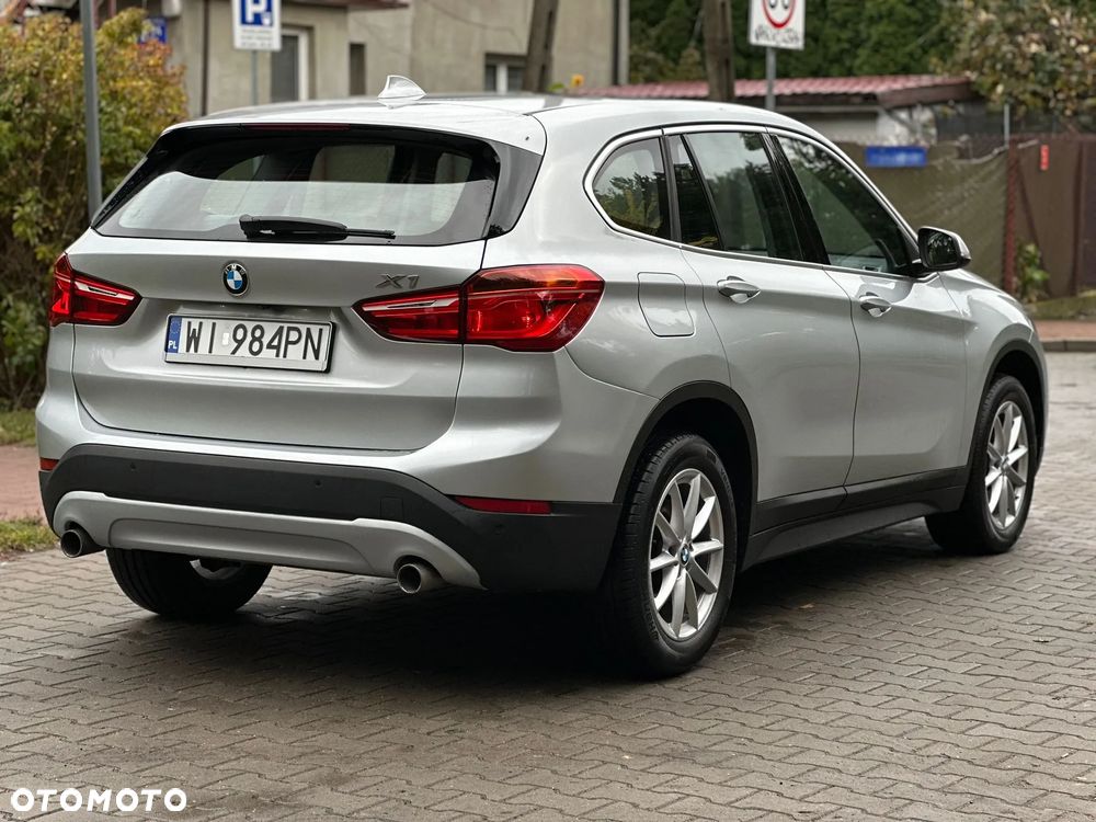BMW X1 xDrive25d Advantage - 5
