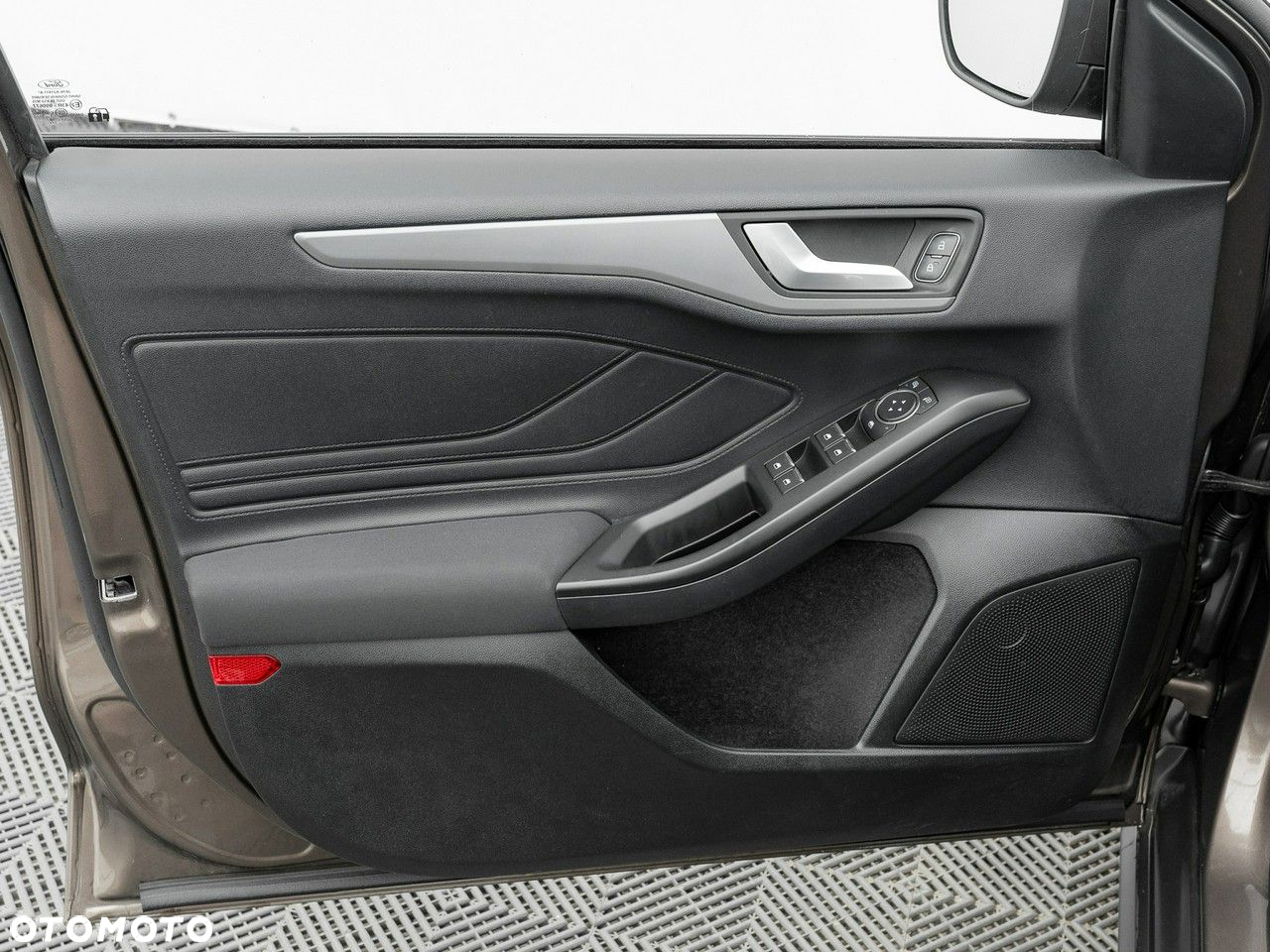 Ford Focus - 13