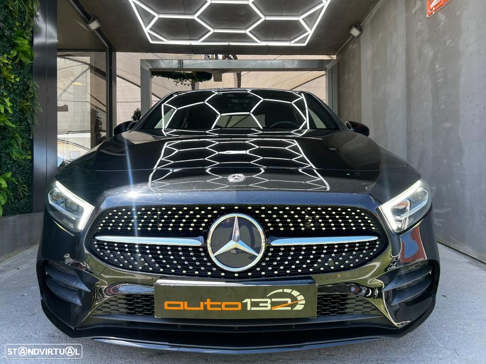 Mercedes-Benz A 250 Limousine e AMG Line - 2