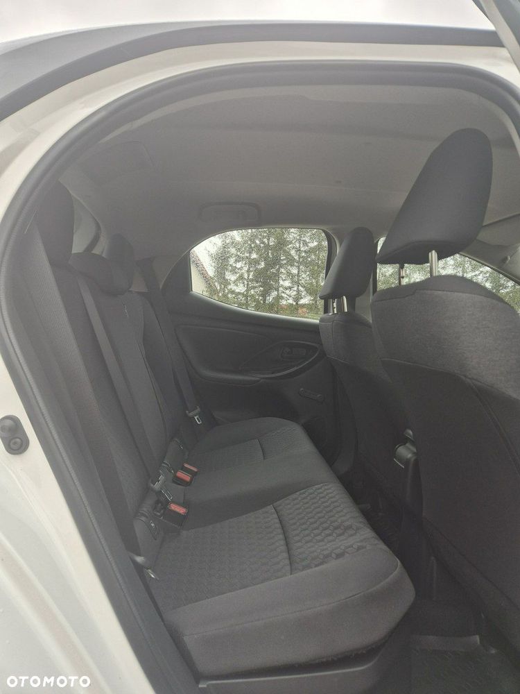 Toyota Yaris - 23
