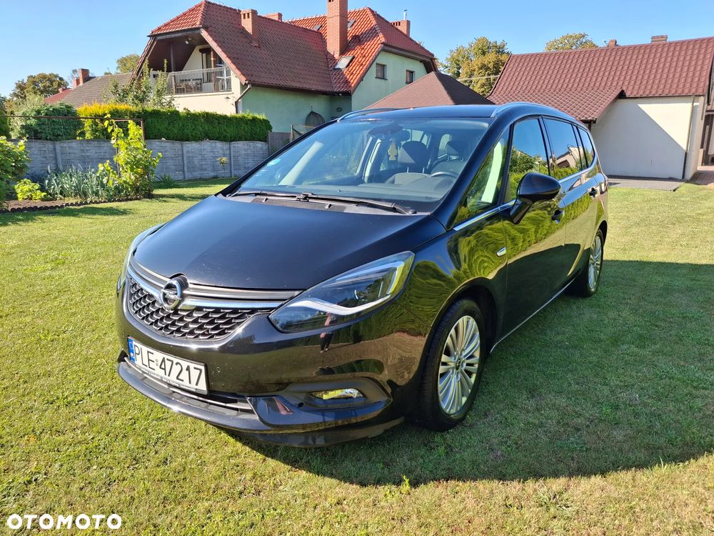 Opel Zafira 1.6 T SIDI Cosmo - 1