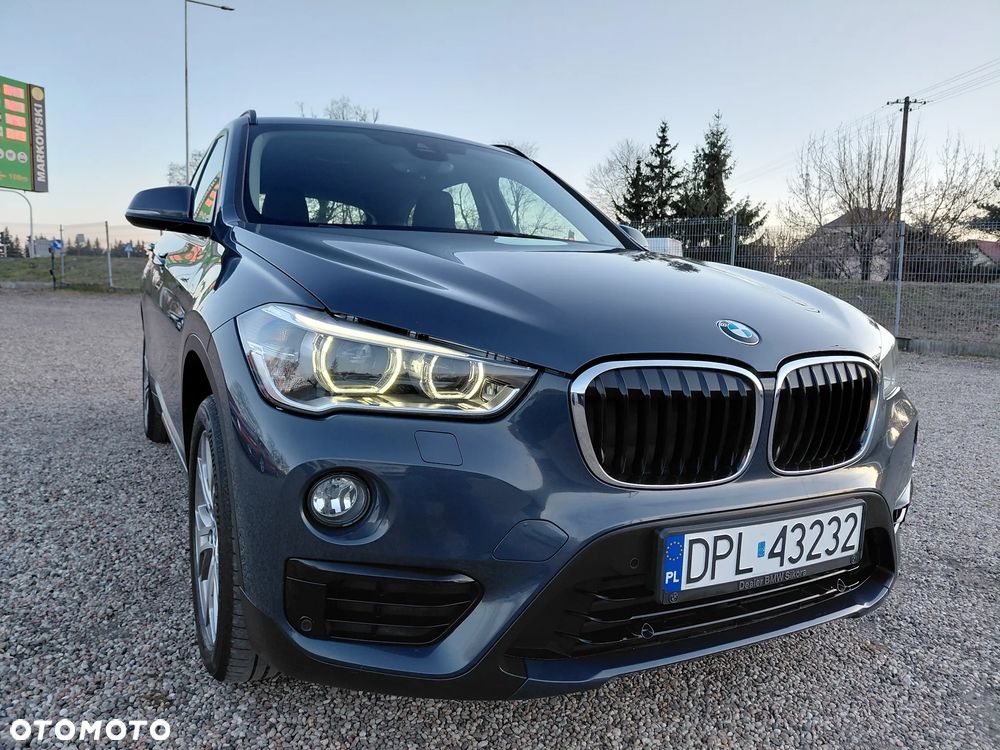 BMW X1 sDrive18i Sport Line - 3