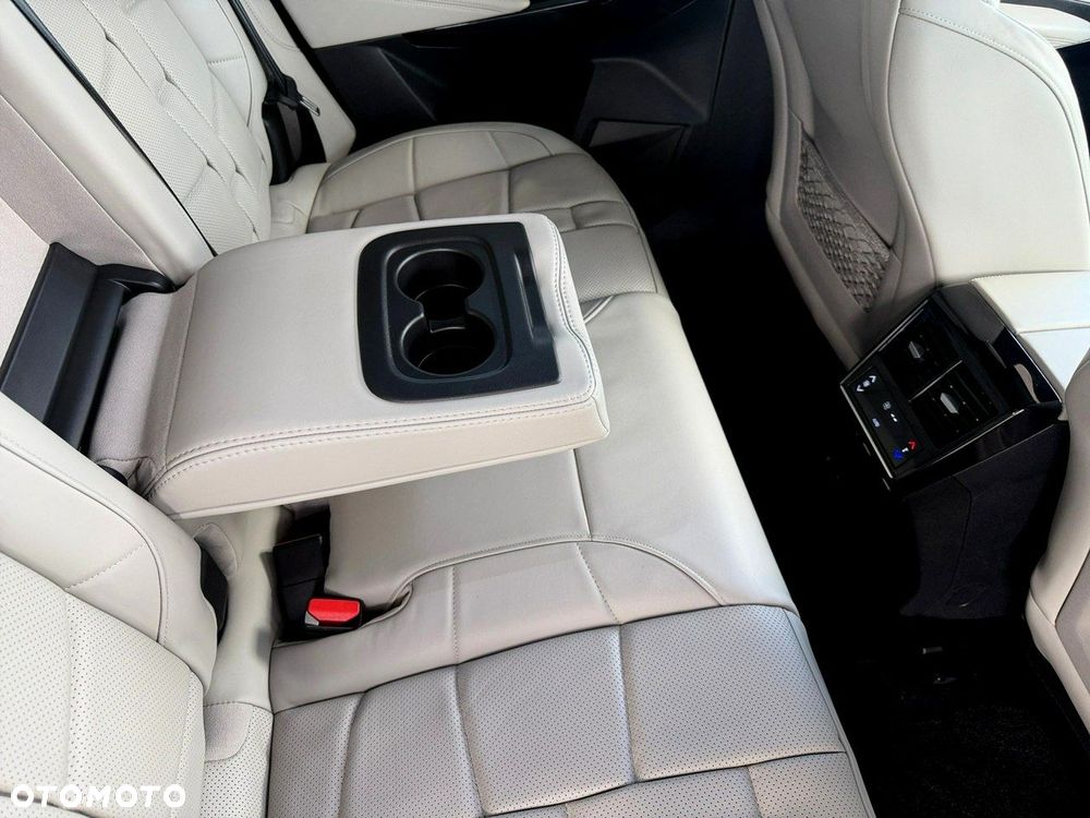 DS Automobiles DS 7 Crossback - 31