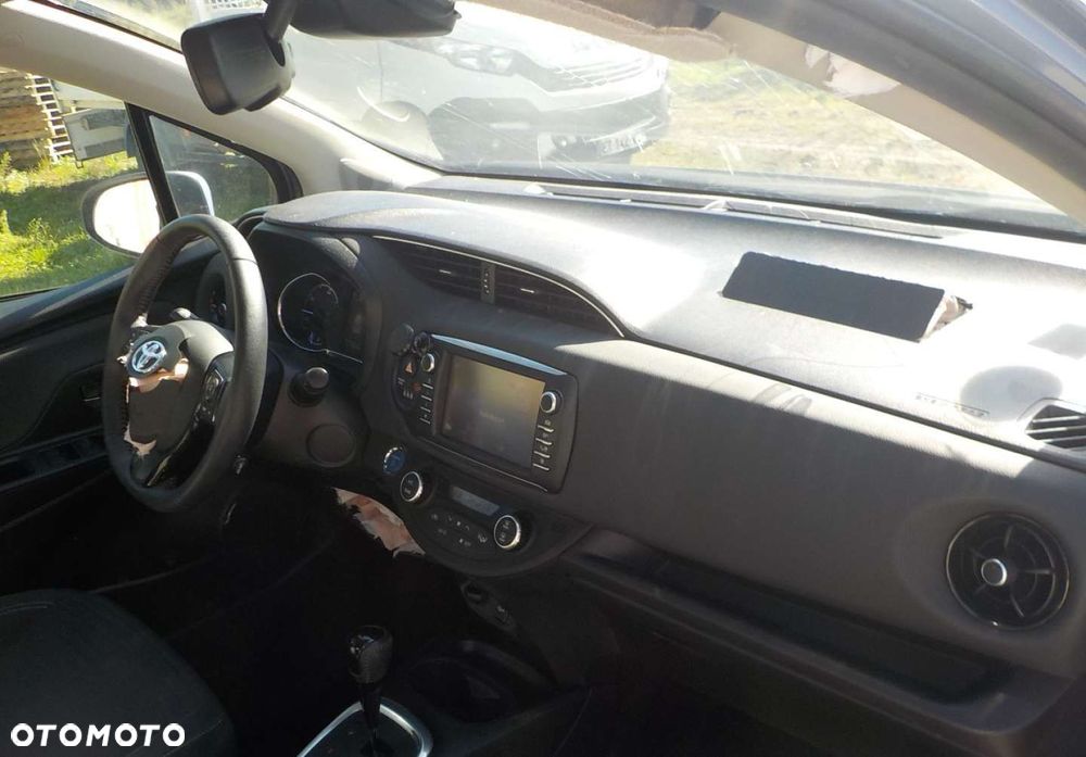 Toyota Yaris - 20