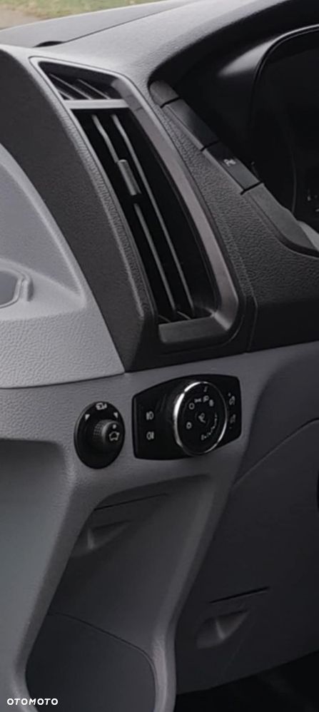 Ford Transit - 11