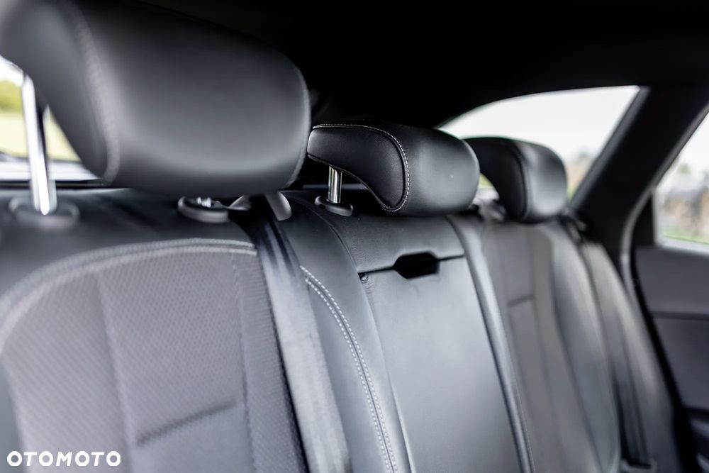 Audi A4 Avant 40 TDI S Line S tronic - 9