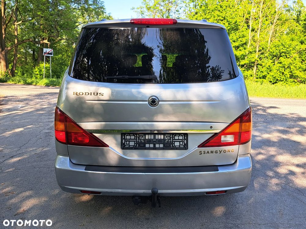 SsangYong/KGM Rodius - 21