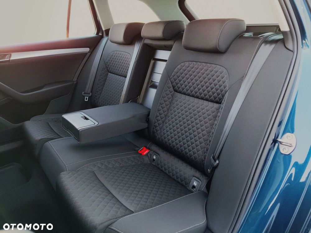 Skoda Superb 2.0 TDI SCR Ambition DSG - 10