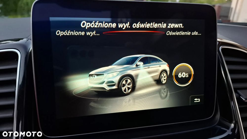 Mercedes-Benz GLE 350 d 4-Matic - 24