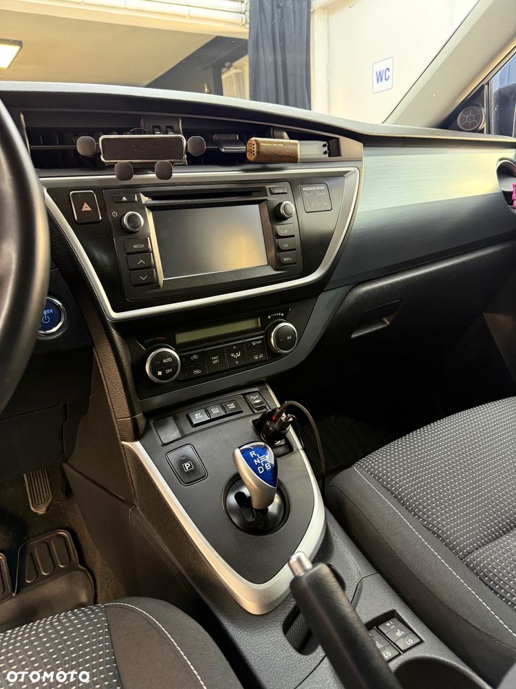 Toyota Auris 1.8 HSD Prestige NAVI - 16