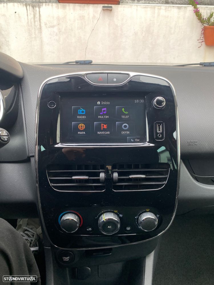 Renault Clio dCi 90 Limited - 10