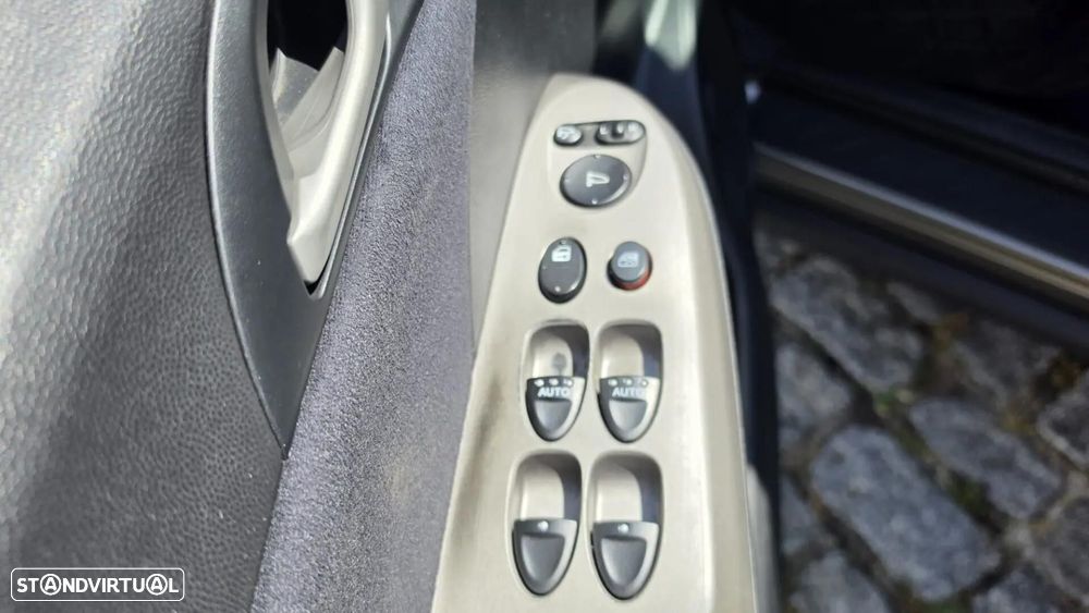Honda Civic 1.4 Comfort - 19