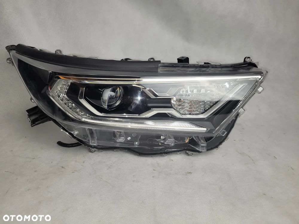 TOYOTA RAV4 V - LAMPA PRZEDNIA PRZÓD FULL LED PRAWA - 3