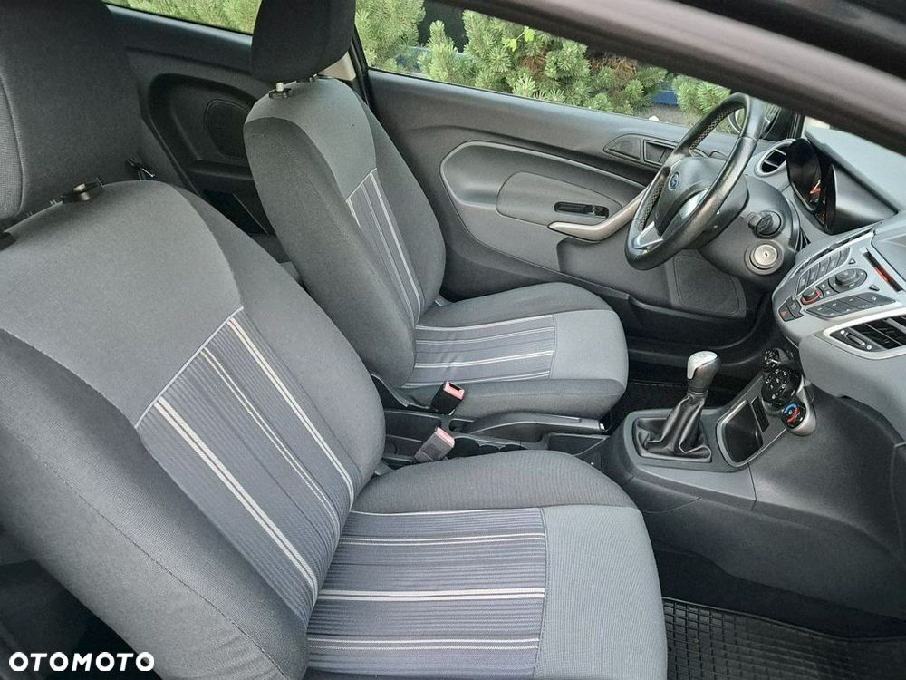 Ford Fiesta 1.25 Trend - 10