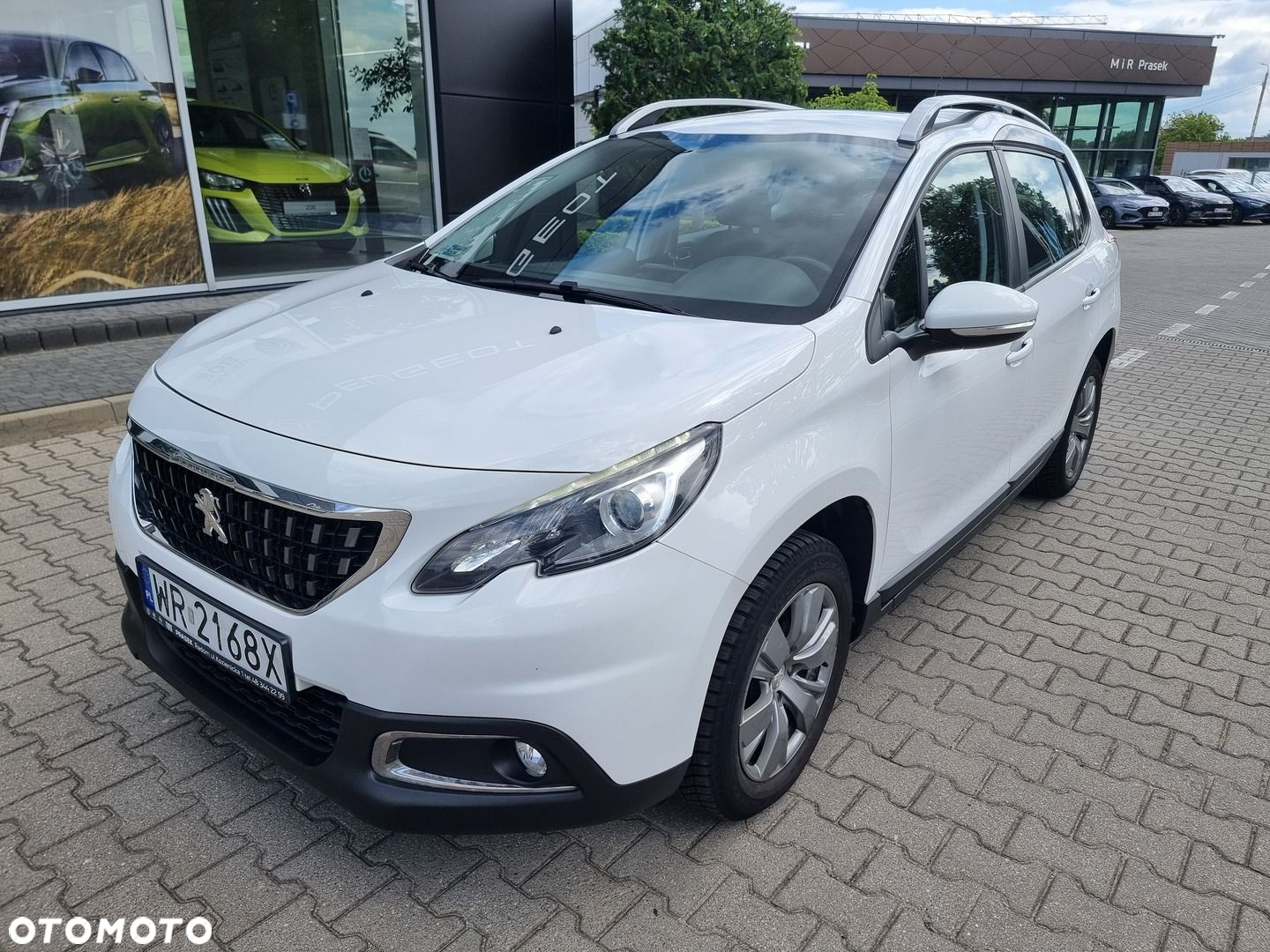 Peugeot 2008 1.2 Pure Tech Active S&S - 10