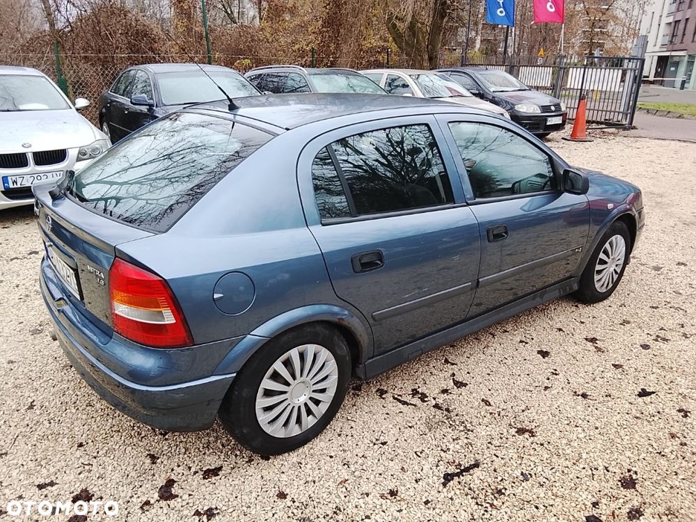 Opel Astra - 3