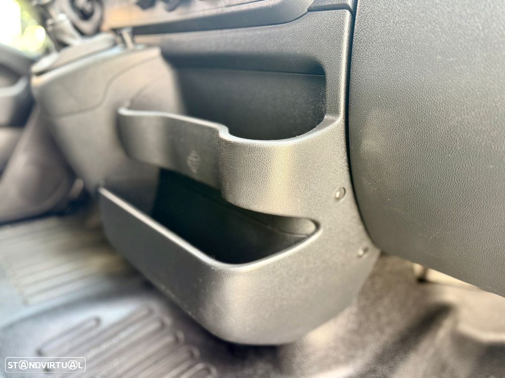 Renault Master 2.3DCI L2H2 135cv 3 Lugares - 21