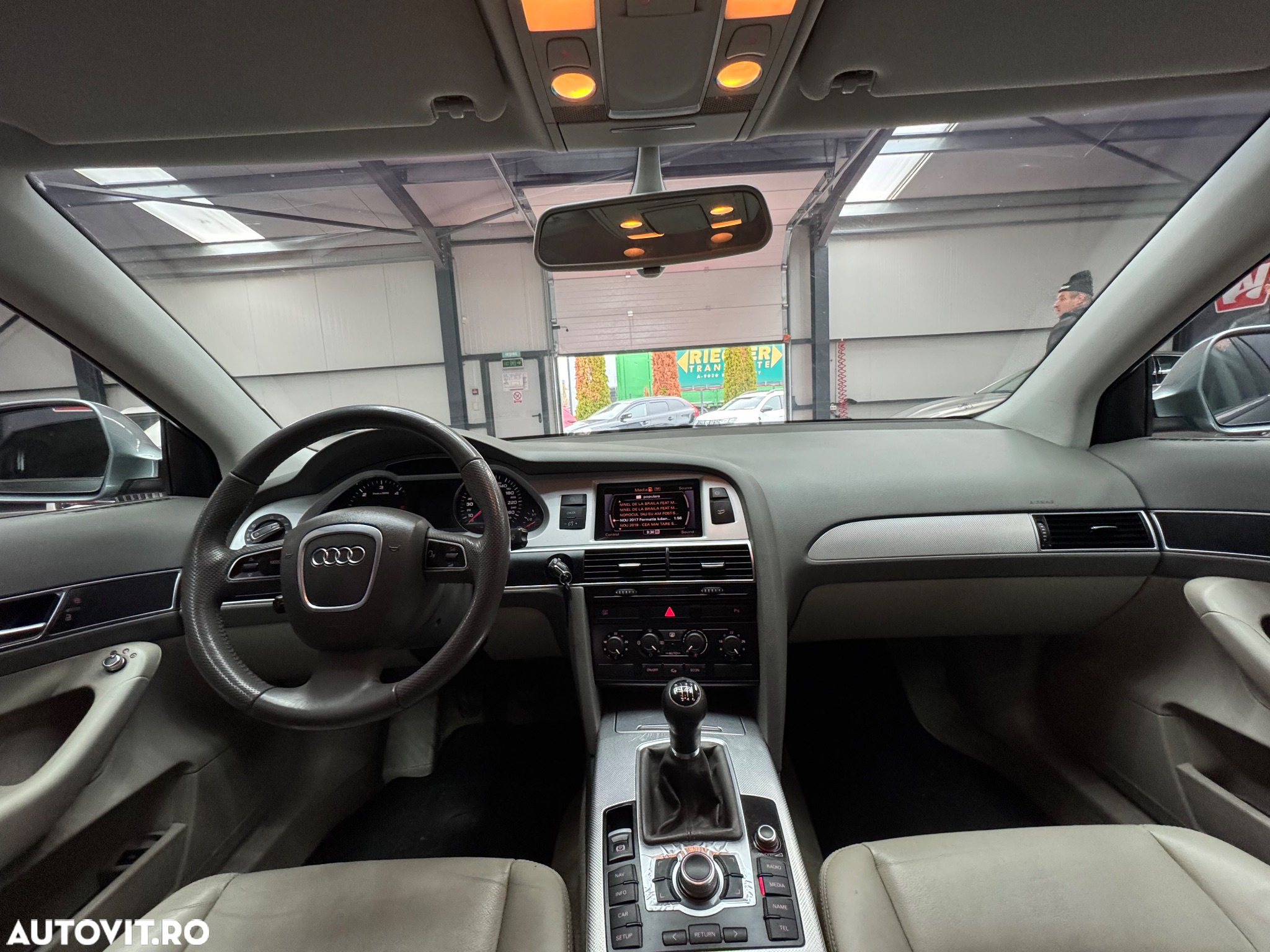 Audi A6 - 12