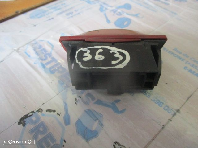 Interruptor B569 FIAT STILO 2002 LUZ DE PERIGO - 2