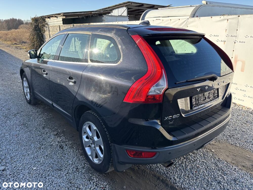 Volvo XC 60 2.4D DRIVe Momentum - 3