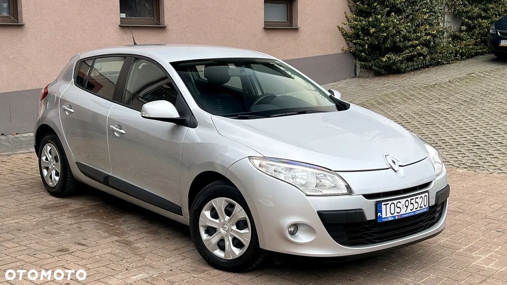 Renault Megane 1.6 16V 100 Expression - 9