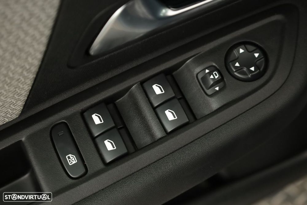 Citroën C4 1.2 PureTech Plus EAT8 - 20
