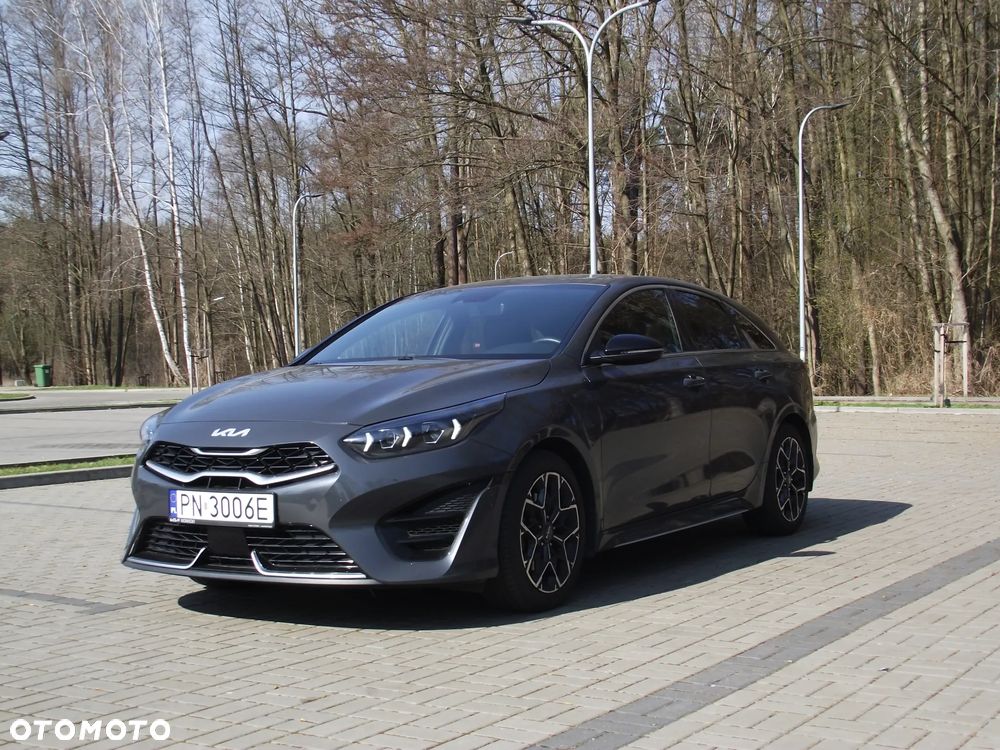 Kia ProCeed - 1