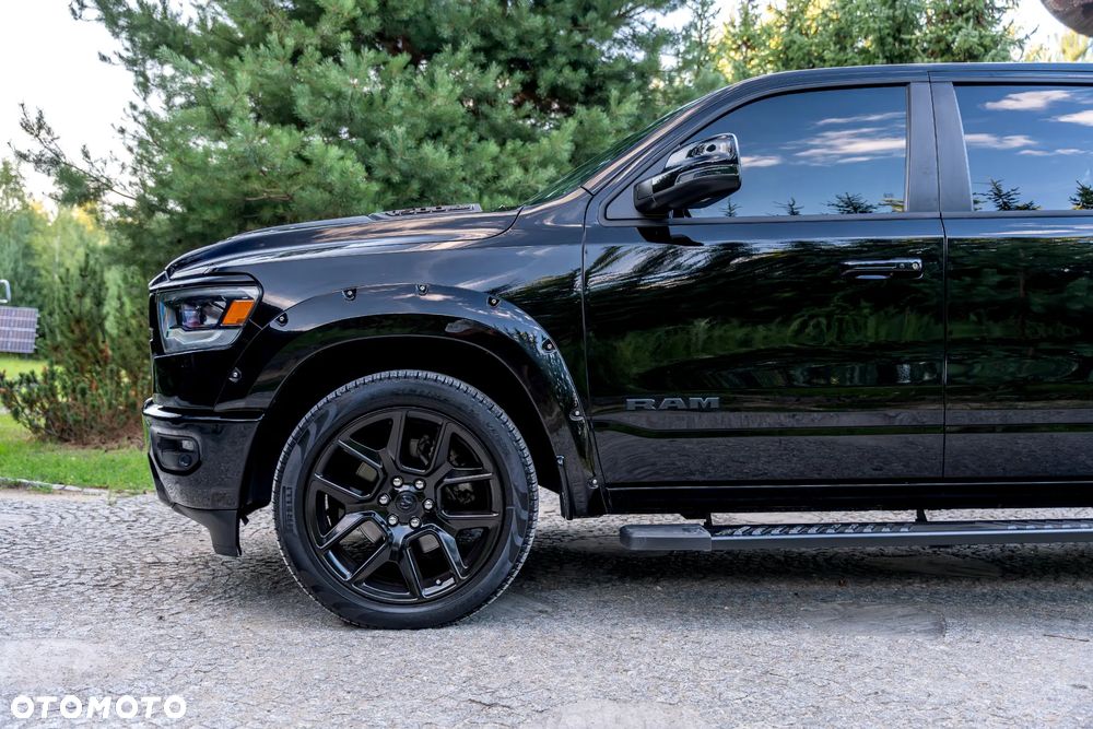 RAM 1500 5.7 Crew Cab Shortbed Limited Black - 9