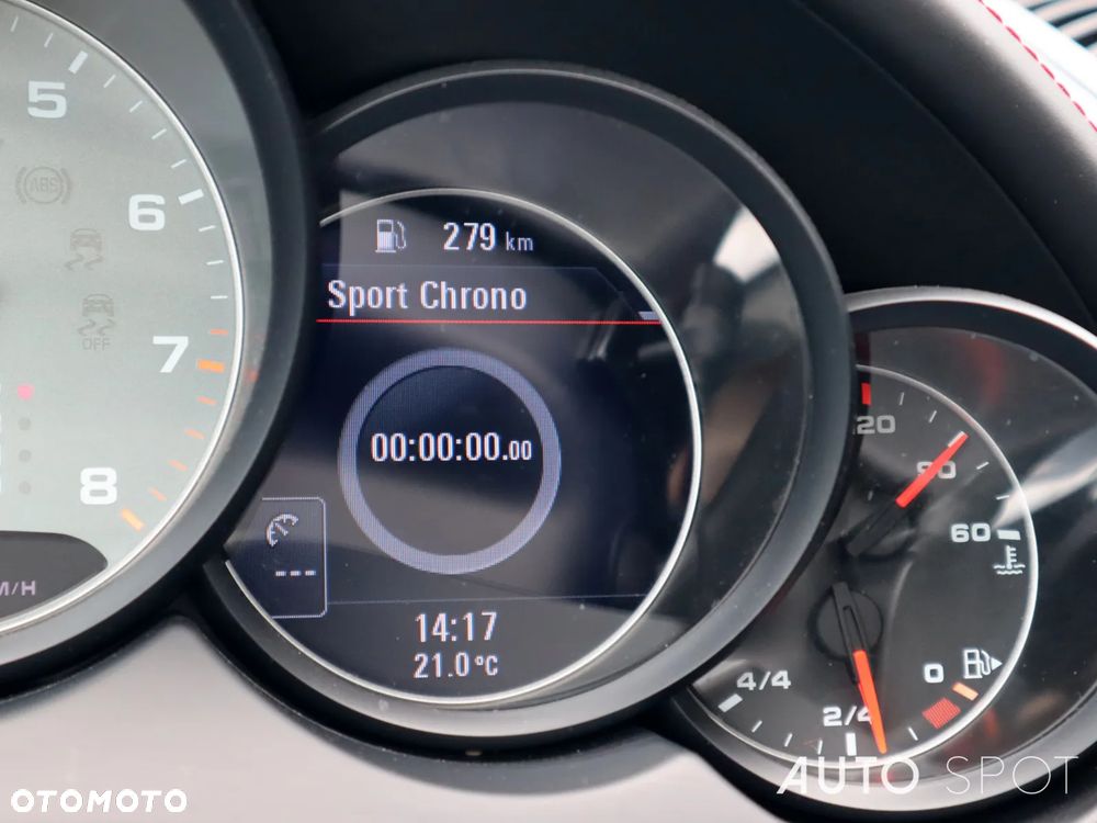 Porsche Cayenne GTS - 28